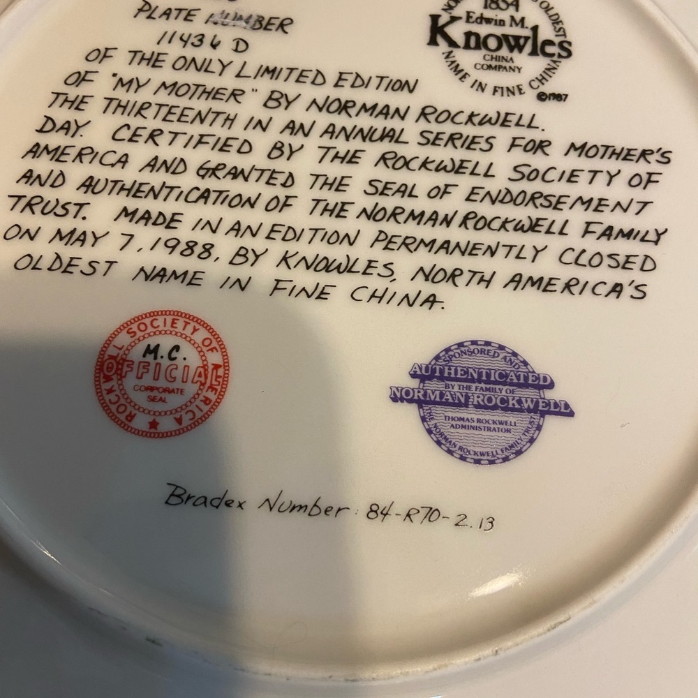 Norman Rockwell 8.5” W Mothers Day 1988 Plate - Picture 4 of 11